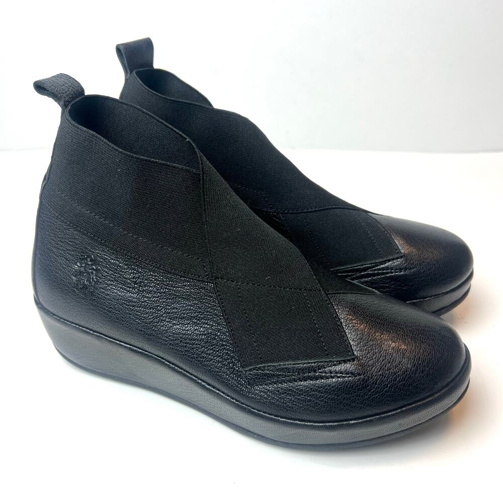 Fly London Blis Black Leather Wedge Booties Ankle Boots Size 5.5